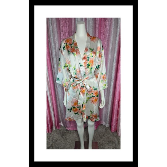 Morgan Taylor Satin Shiny Short Ivory Floral  Robe Size Small Medium - Picture 1 of 13